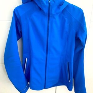 COPY - Size 4 LuLuLemon cross chill jacket